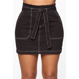 🖤🤍 Sorry All Tied Up Mini Skirt - Black ( NWT )
